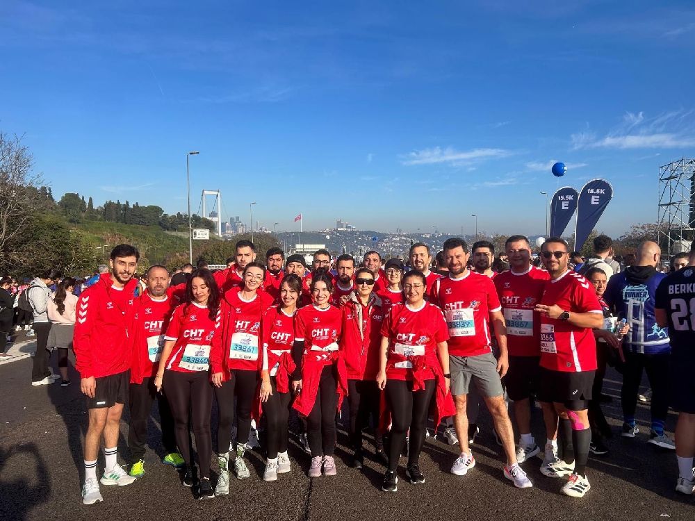 CHT Turkey team on the Bosphorus Bridge