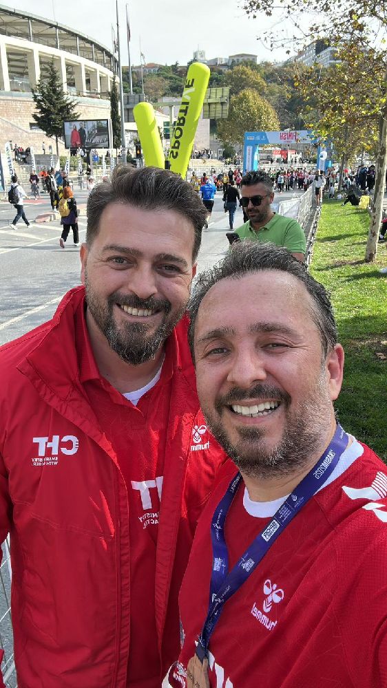 Steady pace along the Bosphorus