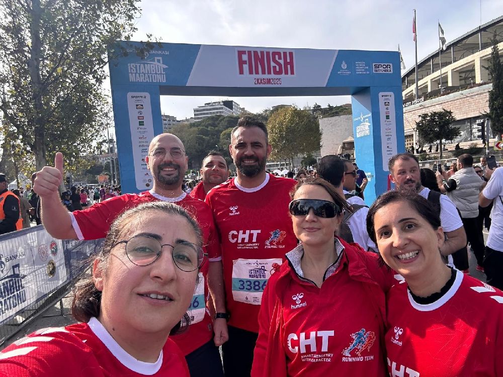 Finish line team success and solidarity